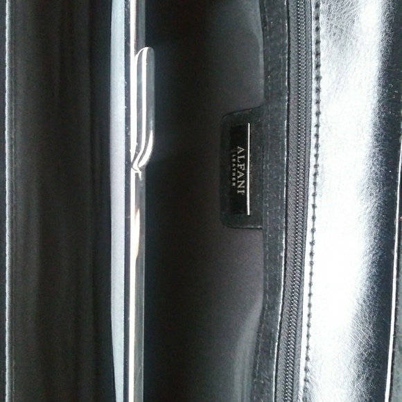 Black Alfani Long Clutch - Picture 1 of 7